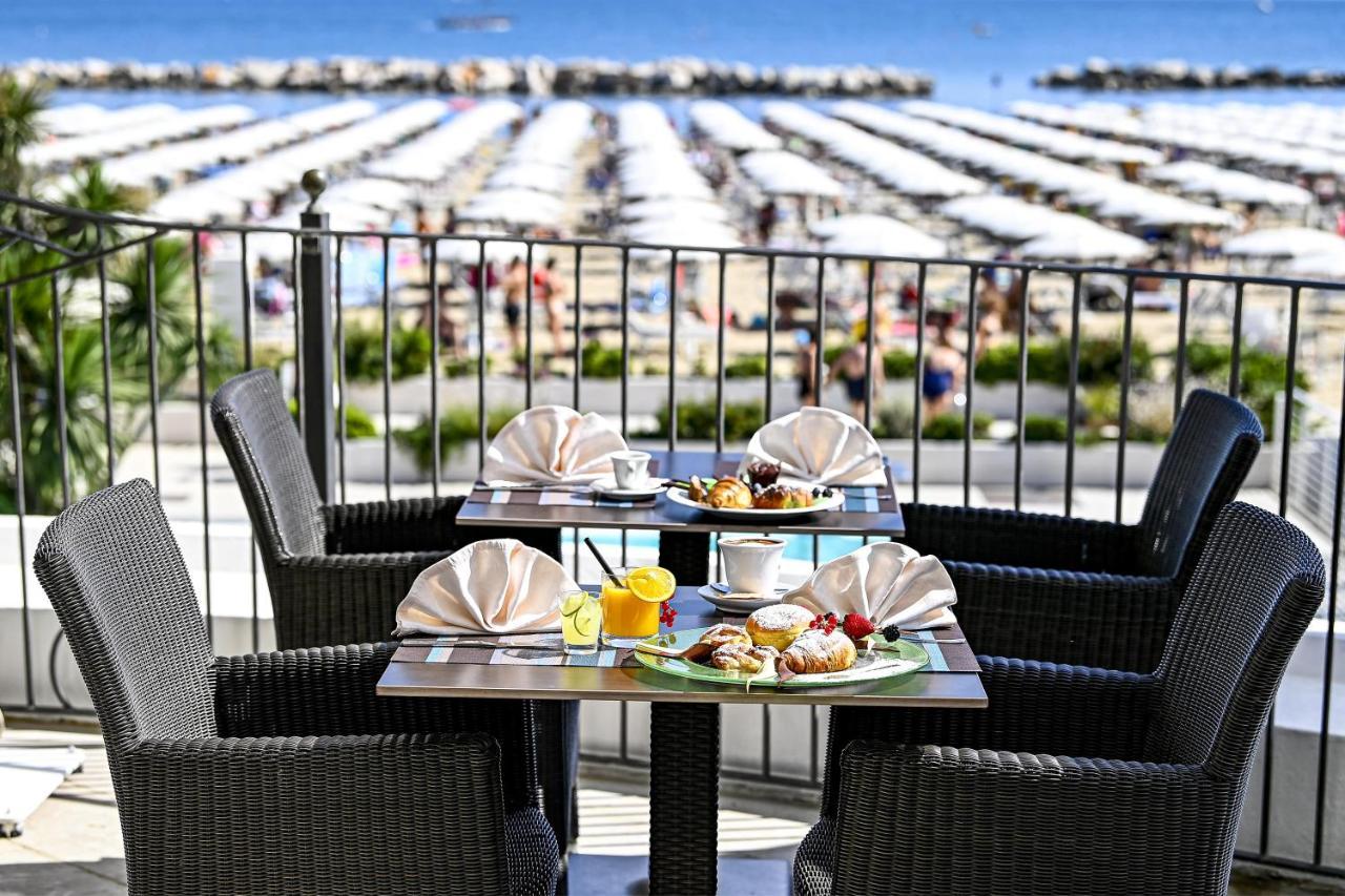 Hotel La Rosa Cattolica Eksteriør billede