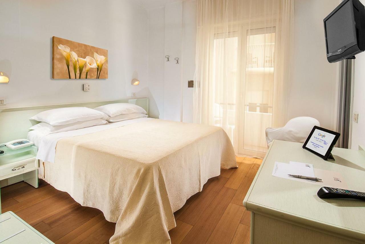 Hotel La Rosa Cattolica Eksteriør billede