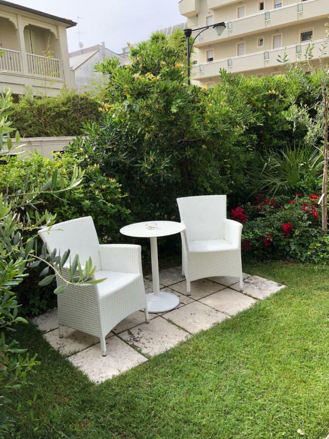Hotel La Rosa Cattolica Eksteriør billede